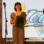 Медаль «Фаворит Успеха» получает Елена Якимчук, менеджер по внешнекорпоративным связям компании Amway Ukraine.