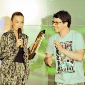 Захар Клименко как представитель музыкального портала приветствовал Машу Гойя с победой в ниминации «Молодой талант 2011»