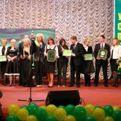 Победители на сцене Украинского Дома.